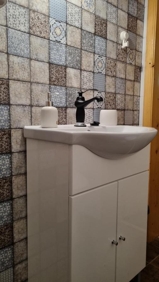 Vila Panselutelor 6 Σινάια Εξωτερικό φωτογραφία
